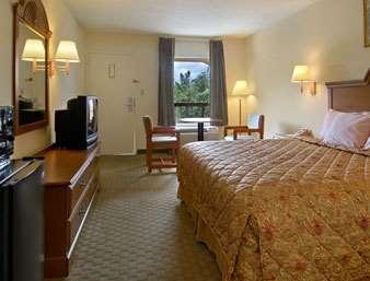 Days Inn By Wyndham Moss Point Pascagoula חדר תמונה